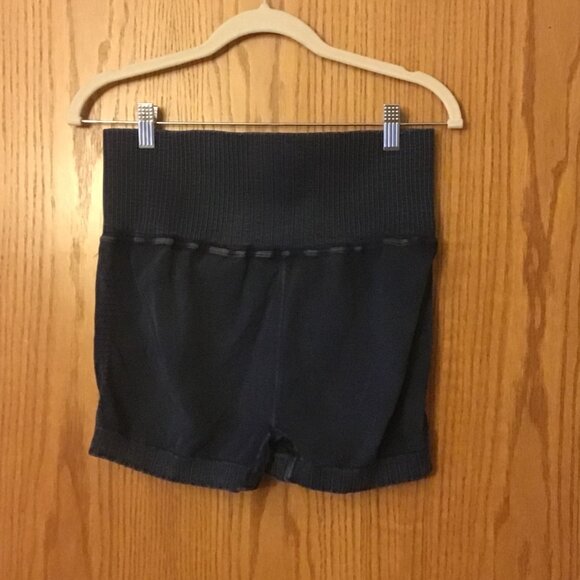 NWOT Free People Good Karma running shorts-size XL - Picture 5 of 5